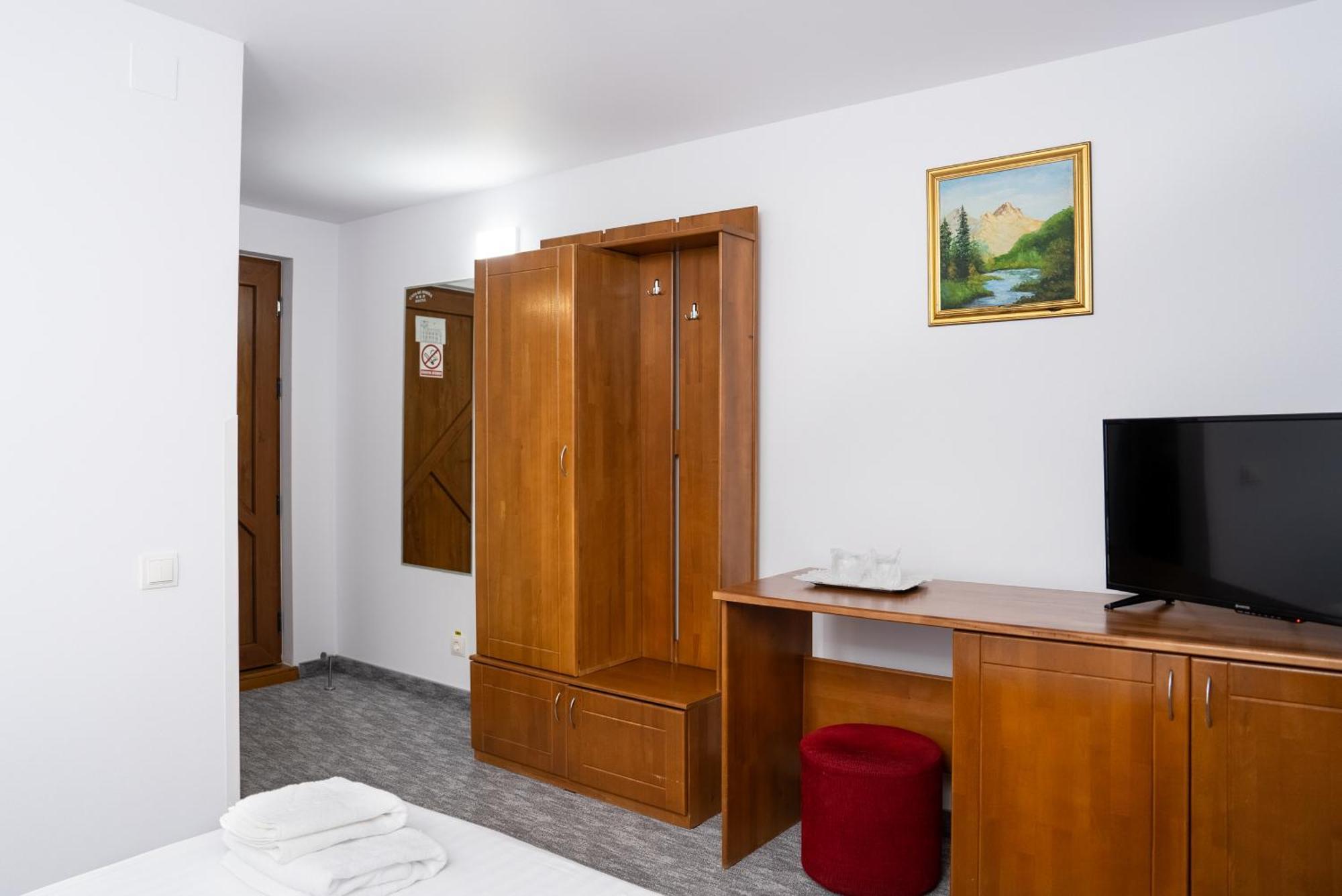 Hotel Casa De Piatra Scheia Zewnętrze zdjęcie