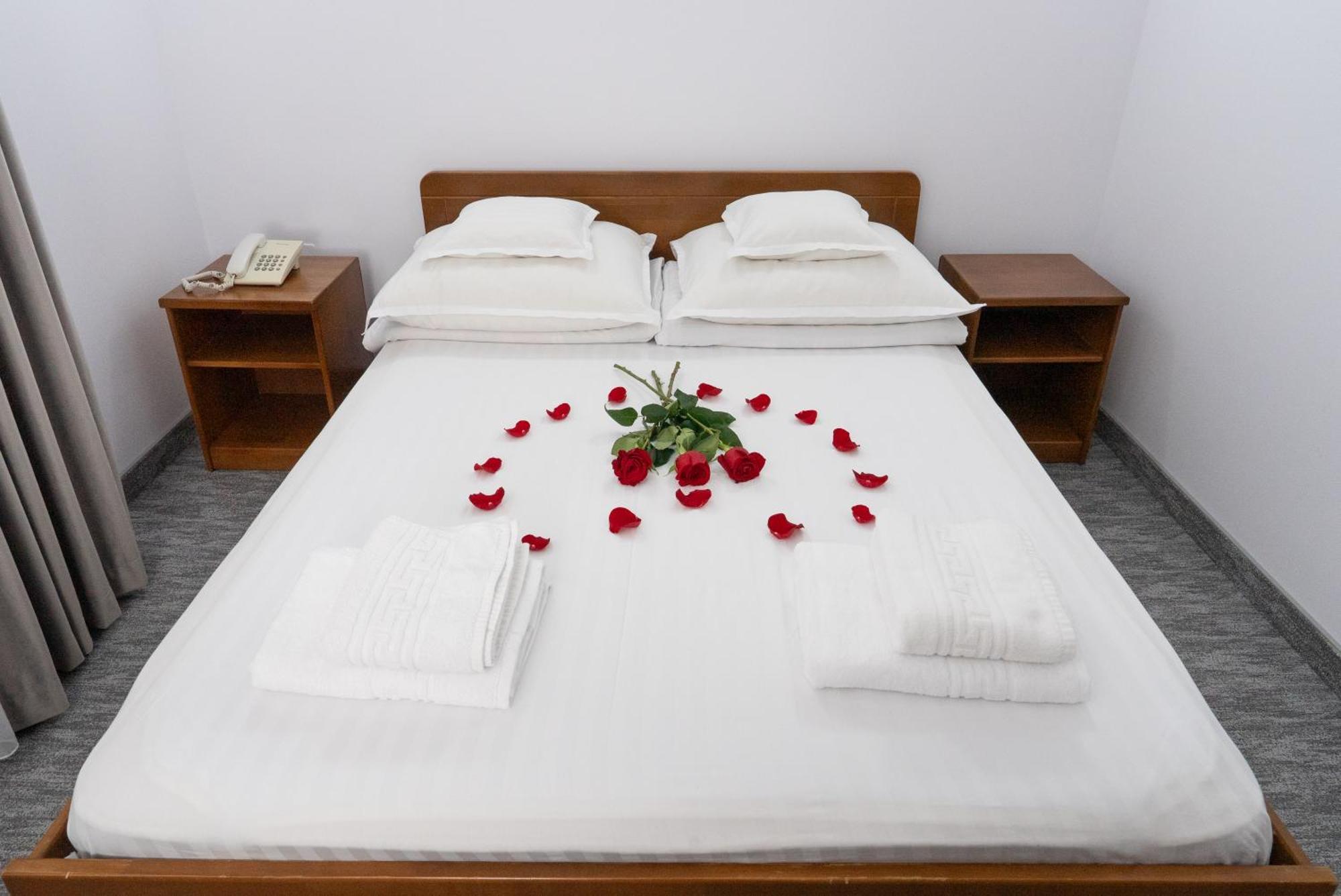 Hotel Casa De Piatra Scheia Zewnętrze zdjęcie