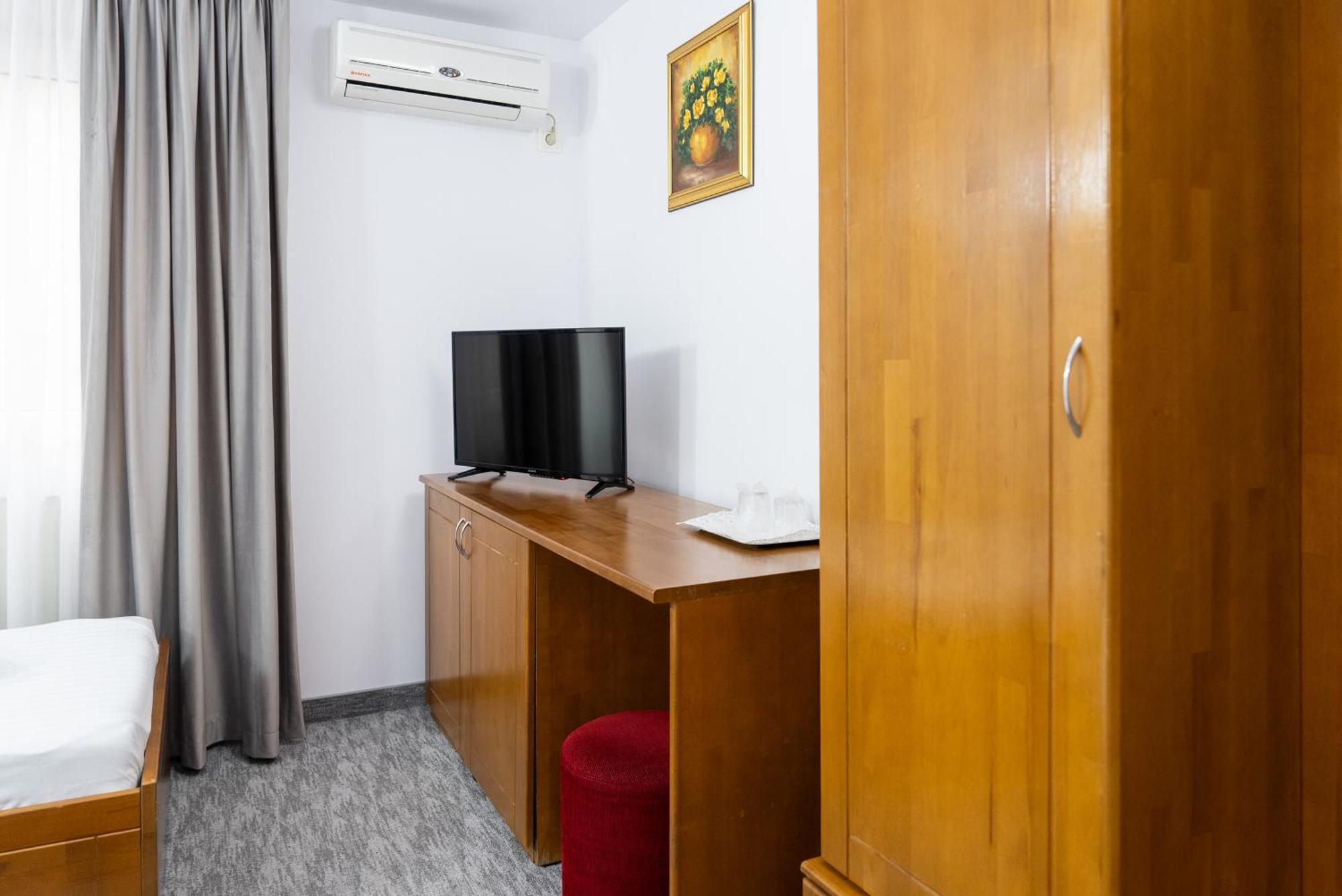 Hotel Casa De Piatra Scheia Zewnętrze zdjęcie